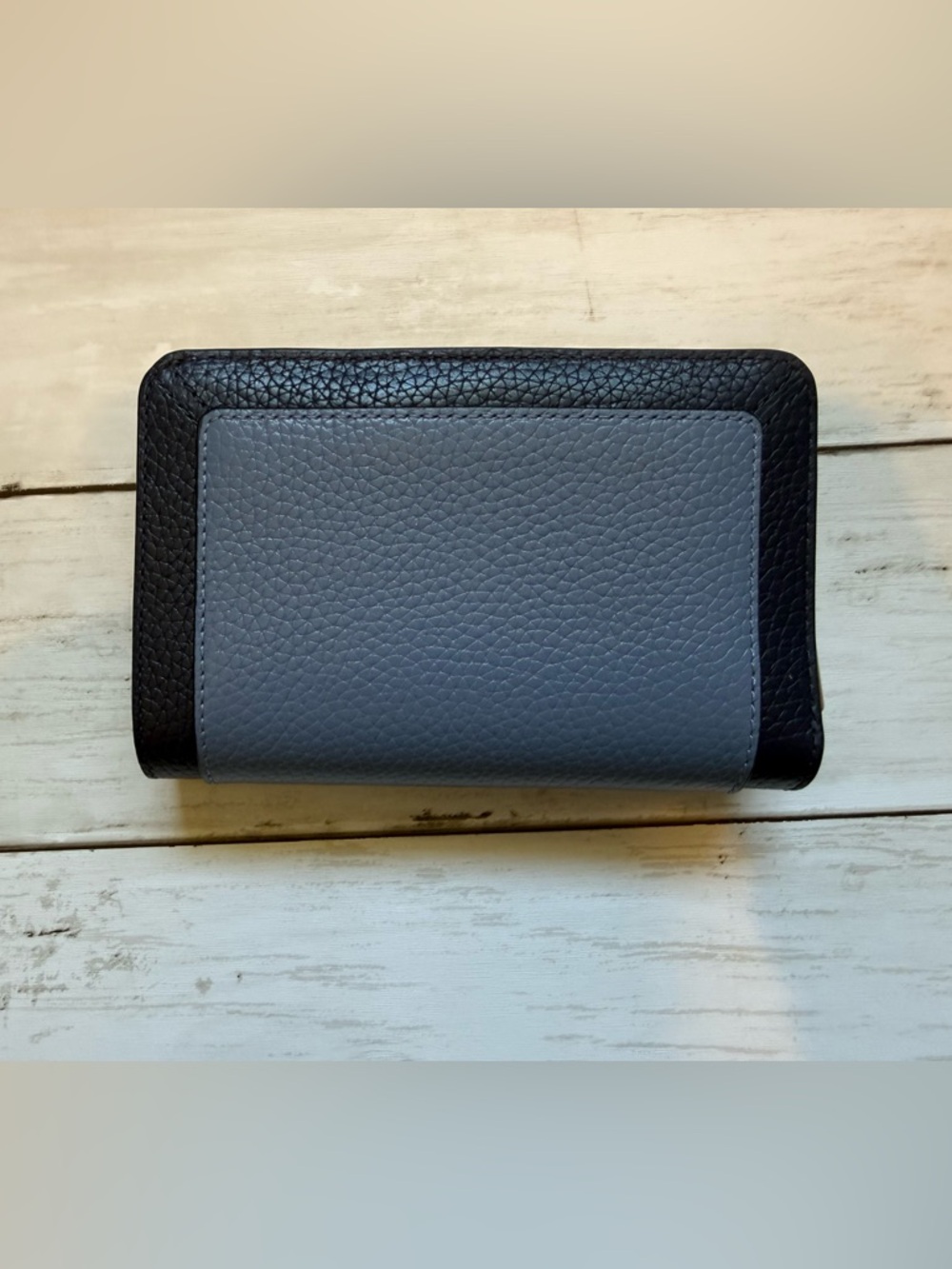 Kate Spade Wallet - Picture 2 of 6